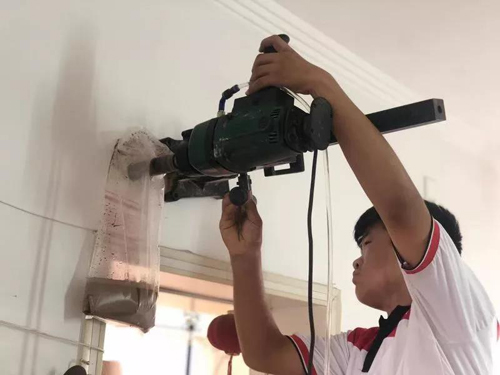 分期付款、簡(jiǎn)化手續(xù)、交叉施工…… 老舊小區(qū)供熱改造搭上“順風(fēng)車(chē)”